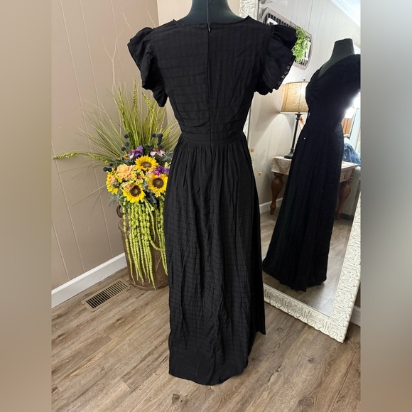 Entro • Ruffle Sleeve Cut Out Maxi Dress - Picture 15 of 15